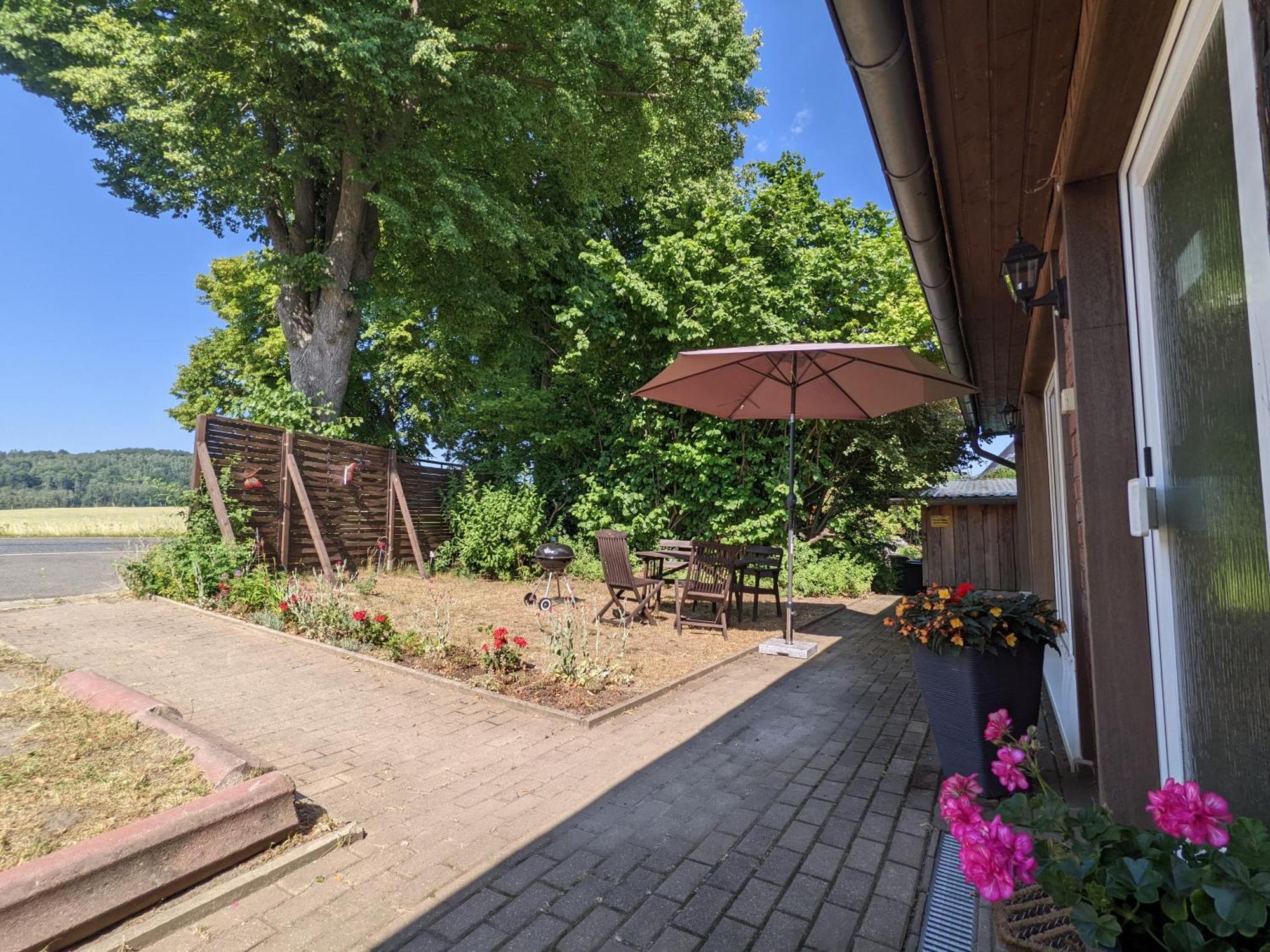 W5 - Urlaubsmagie - Wohnung Mit Grill, Terrasse & Pool Lichtenhain  Exteriör bild